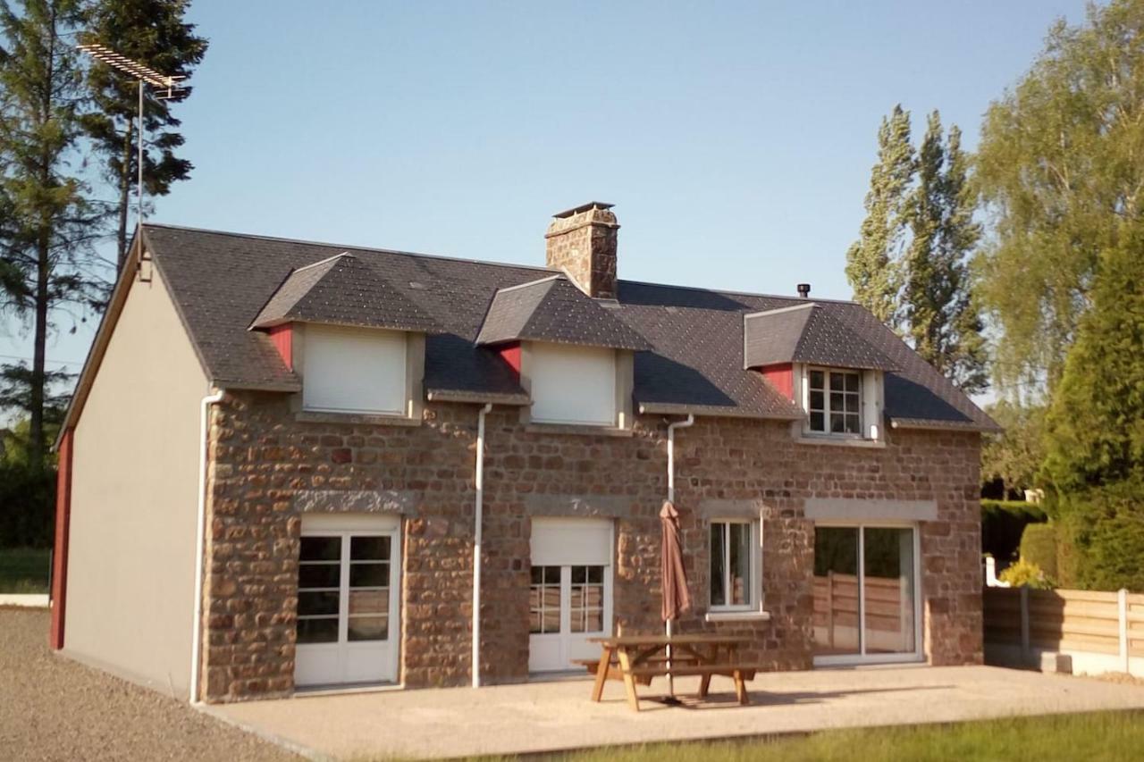 Gite De La Hudardiere Villa Le Mesnil-Ozenne Eksteriør billede